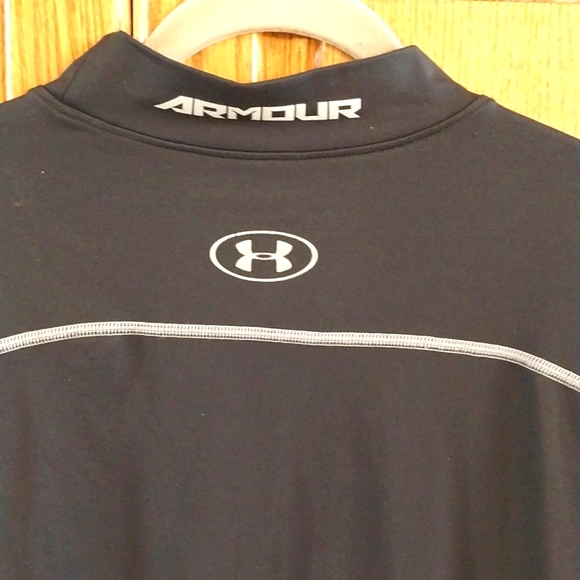Under Armor Men's Cold Gear Fitted Compression Shirt Black Size Large Mock Neck - Picture 3 of 6